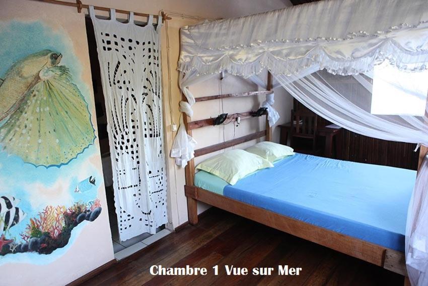 Chez Yolande Hotel Ampangorinana Exterior photo